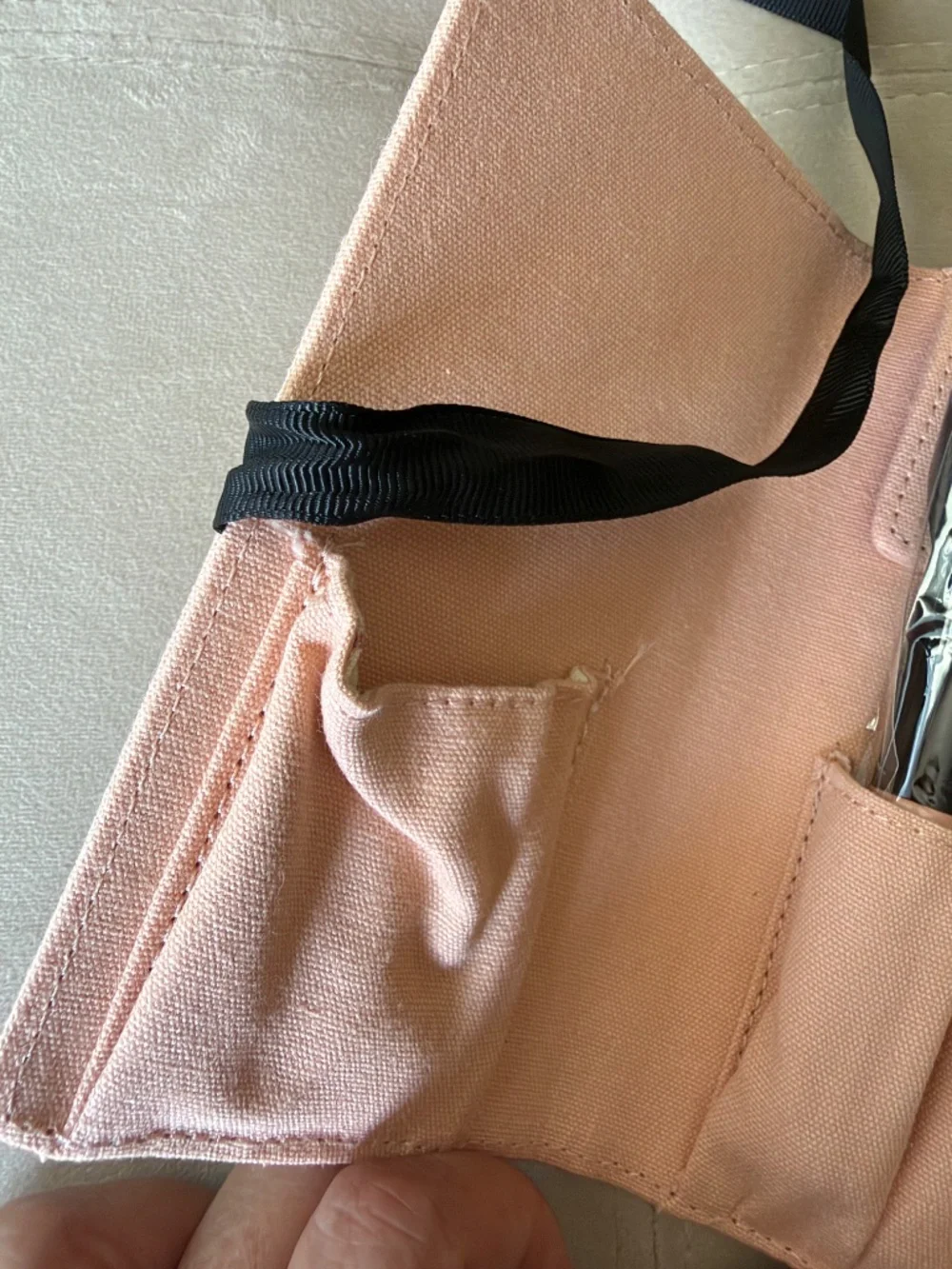 Gucci makeup brushes with case